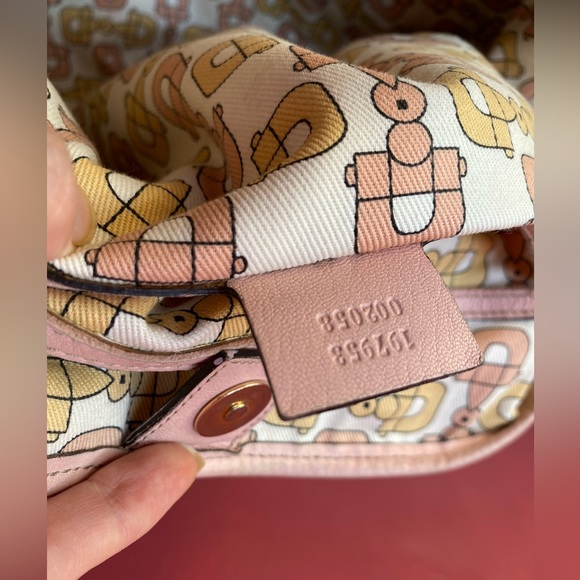 ๐ฏ Authentic Gucci Pink Guccissima Tote Bag - Picture 6 of 16